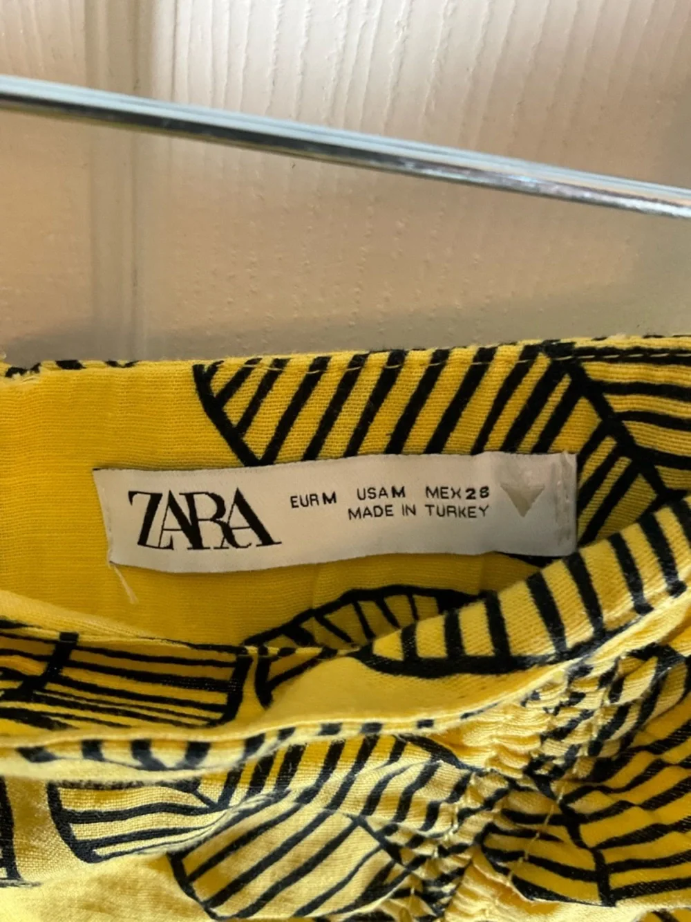 Zara yellow black